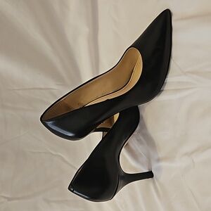 Nine West NW Flax Heel